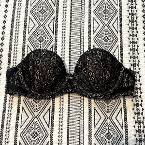 Like New Victoria’s Secret Very Sexy Push-up Bra, Size 32A